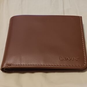 Levi's Tan Leather Wallet